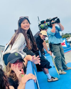 Lizzie Armanto Instagram - XGames mode 🙅🏻‍♀️👾📲🗑️
💚🔋 @monsterenergy