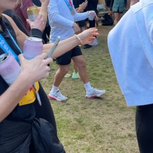 Lizzy Hoo Instagram - Woweee what a day. We are in our raygun era!! 🏃‍♀️ #city2surf