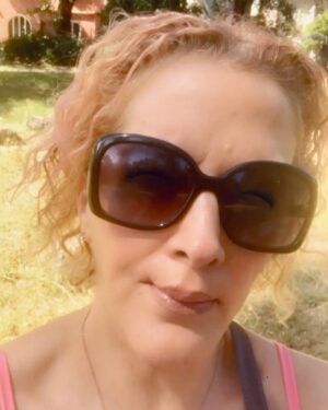 Loana Petrucciani Instagram - 💞 Mes loulous !! Vous me manquez … 💞💞💞 Gros bisous 🫶🫶🫶🫶 Love U 🩷🩷🩷🩷🩷 💕💕💕 💖💖💖 💖 💖💖💖💖💖💖💖💖 ✨🌺🌺 💕 💖 loana #beauty ##frenchgirl #miroir #naturalmakeup #loveyou #influenceuse #romantic #women #selfie #love #heart #sweet #friends #blondebombshell  #love #heart #sweet #friends #blondebombshell #Ma merveille 🐶: TITI 🩷❤️❤️🧡💛💚 ❤️ ❤️🫶🫶🫶🥰🥰. L’amour de ma vie gros bisous #picoftheday #pictureoftheday #portrait #loana #beauty #celebrity #frenchgirl #miroir #naturalmakeup #loveyou #influenceuse #romantic #women #selfie #love #heart #sweet #friends #blondebombshell #chienchinoisacrete #lovemydog #lovemylife #amour #amourinconditionnel #amourdemavie❤️ 💕
