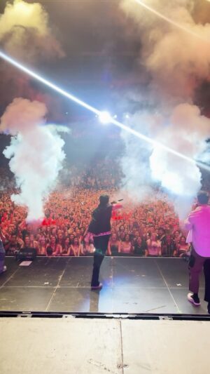 Logan Henderson Instagram - Always tough coming down the mountain of emotion that was the Euro/UK tour
Thanks to everyone who came out 
Australia and Asia Up Next
 can’t wait to see you!