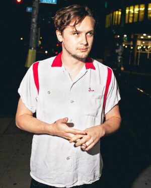 Logan Miller Instagram - Some sneaky candids from talent and hot friend @emilravelo