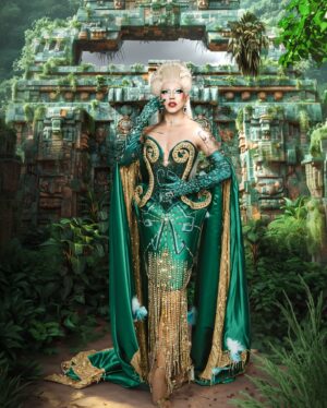 Lolita Banana Instagram - Category is: Verde que te quiero verde 

Photo: @waltergomezurrego 

Edition: @miiightymax @popmodelsagency 

Hair: @wigbys 

Makeup: @christophe_mecca using @anastasiabeverlyhills @kryolanofficial @kimchichicbeauty and @makeupforever 

Dress: @valencia_gonzaga 

Jewelry: @ghelguera 

Lens: @lensesglam.mx 

Lashes: @eldorafalseeyelashes
