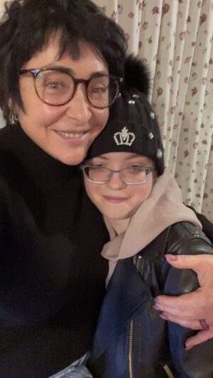 Lolita Milyavskaya Instagram - Моя дочечка рядом✌️❤️❤️❤️❤️⁣⁣⠀
Маме завтра 80!! Она Такая!!! В Ней Столько Всего!! А я только сейчас понимаю!