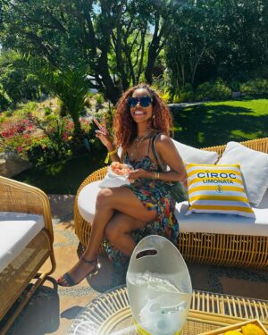 London Hughes Instagram - Summer innit ☀️✨☺️🌴