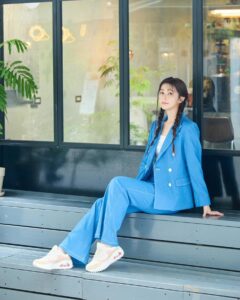 Actress Lorene Ren HD Instagram Photos and Wallpapers July 2024
