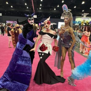 Loris Instagram - @rupaulsdragcon Day 1 was a bit of all right 🥰 
Made this look in 7 hours because I can. 
Who’s going tomorrow? 
#dragcon