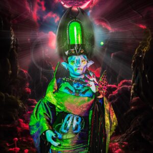 Loris Instagram - Sorry we didn’t post on Halloween, we’ve been busy getting probed for the past 2 weeks 👽✌️
Alien fantasies for me and @juanmiguelvon created by @gummibaerlatex captured photographically & edited by @anthonyvanity 🖤

#dragula #loris #aliens