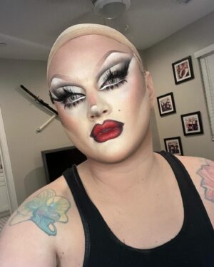 Loris Instagram - Finally had some time to reflect on this amazing experience! @showgirlsweho was everything and more 🖤 big love to our amazing cast, and of course many thanks to @morganmcmichaels & @lounginwithtony for having me!! 
Special thanks to @harleyrecklessmcmichaels & @tiffanydi0n for making the night so smooth & fun. Also huge thank you to @juanmiguelvon for being so supportive of my dreams and taking the best pictures of me! 🖤I was so excited to do this show and prepared forever to get these numbers & outfits together 😅