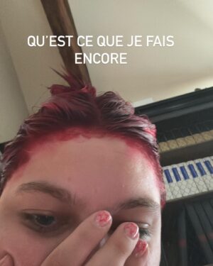 Louane Emera Instagram - RED RANDOM hihi