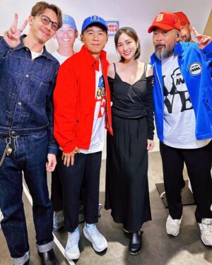 Louis Cheung Instagram - 我諗實有無數人讚個show點樣精彩法✨👍🏼
所以都唔駛再形容😝

睇show嘅時候剩係覺得好幸福
好感激由𡃁仔到依家
一路有軟硬陪住
今晚唔止睇到好盡興
有啲位其實仲眼濕濕

Jan , 阿葛 
多謝你哋♥️🥹

#軟硬天師 
#其實係我哋嘅寶物
#拉闊音樂會 @cr881903