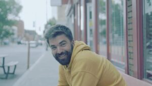 Louis-François Marcotte Instagram - Très heureux de cette belle nouvelle … Aide Demandé saison 3 @icitoutv 😁
C’est un projet qui me tient particulièrement à cœur, hâte de rencontrer ces nouveaux restaurateurs, chefs, etc… inscriptions: www.trinomeetfilles.com/inscriptions