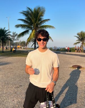 Lucas Burgatti Instagram - 🍉🏄‍♀️⛱️🐠🪸🤿