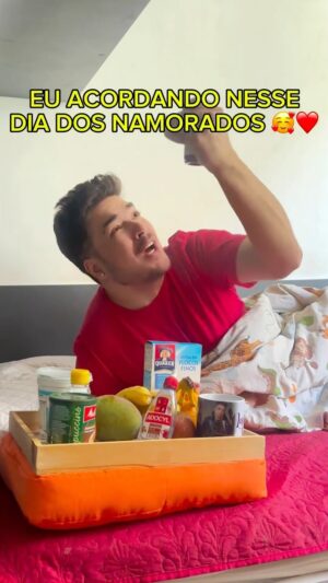 Lucas Santos Instagram - feliz dia dos namorados 🥰❤️

p.s.: deixei sua mensagem de conforto 🤣👇🏻

#diadosnamorados