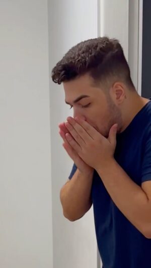Lucas Santos Instagram - quem mais se identifica comigo? 🤣🤣🤡