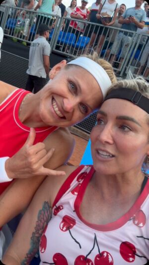 Lucie Šafářová Instagram - Bucie is back! 5 years and 2 kids later… AND our first time playing together in Prague! This one was special 🍒
