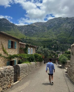 Ludivine Reding Instagram - Pas mal pittoresque j’dirais 🦋