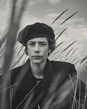Lukas Dhont Instagram - L’OFFICIEL HOMMES 🤍  Realisation @arthurmayadoux / Article @elisabethclauss / Photo @arnolamphoto 🤍