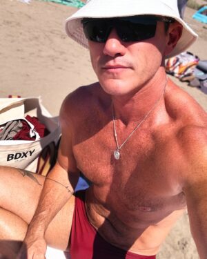 Luke Evans Instagram - Portland got ☀️