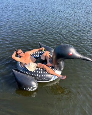 Luke Gulbranson Instagram - Traded in my hammer and tools for a beer and @float.eh the other day. So this is what summer is supposed to be like? 😊 hope everyone else has had some time to enjoy. What are some highlights y’all have had? Anyone else have a bad ass float? #summerchillin