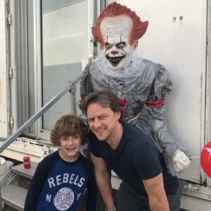 Luke Roessler Instagram - A Funhouse of great memories with the IT Chapter 2 cast.  And what an experience to work with James McAvoy in that Funhouse🎪🎈🤡! @itmovieofficial #itchapter2 #jamesmcavoy #jadenmartell #jacksonrobertscott #dean #billdenbrough #georgie
