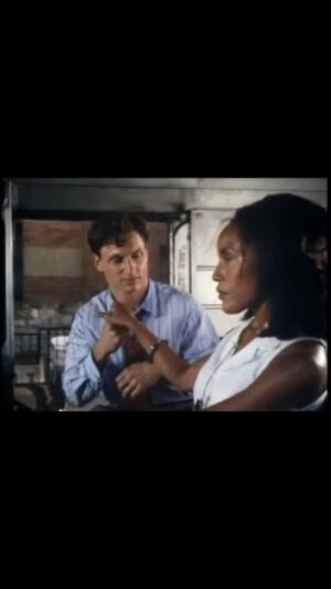 Lynn Whitfield Instagram - Happy Birthday @TonyGoldwyn 💙

Michael might have been a thorn in Carolyn’s side but you never are. Have a fantastic day!

•

#HBD #HappyBirthday #TonyGoldwyn