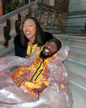 Lynn Whitfield Instagram - I hope this brings you all some peace in your time of sorrow. Love you son! ❤️😂
.
.
.
.
@imanshumpert 
@shothechi 
#shotthechi #riprob