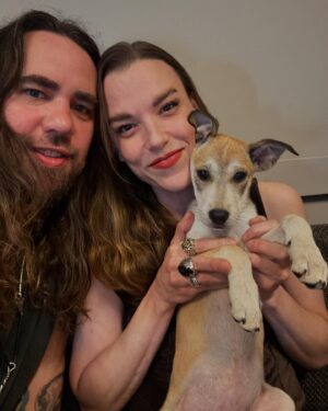 Lzzy Hale Instagram - Met the best pups yesterday from @operationpetsalive ! This is Sakura! She beelined toward me and stayed in my arms until I got called away to meet n greet… I wanted yo take her with me, but our pirate ship is no place for a lady like Sakura. I hope she finds a forever home very soon. Thank you to the women of @operationpetsalive for letting us spend some social time with the pups!!