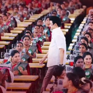 M. K. Stalin Instagram - கொளத்தூரும் மாணவர்களும் என இருபெரும் உற்சாகங்களுக்கிடையில்…

#KolathurVisit