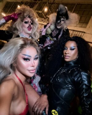 M1ss Jade So Instagram - Icons doing iconic thingz

@rupaulsdragcon Day 2 🌟 Meeting icons in an everyday basis feels levitating. LA, embraced me and now it’s time to adopt me.

#Goddessafication:
Photos: @i3lacknek0 @k.ylow @zagaxtian
Hermaphrodite Goddessa look: @thehouseofvilrique
Venusian Goddessa look: @rafa.worldwide
Heels: @pleaserbykaycee
Face & Skin: @montinolaaesthetic 
Queen’s Care: @justinxmustafa @victorleodelacruz @tran.mp5 & Millie