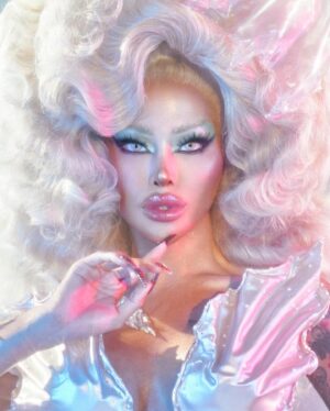 M1ss Jade So Instagram - When you’re in the vortex everything rights itself.

Coming from my vortex of magic as I grace the Bring Bacc My Girls at @rupaulsdragcon day 2. Manifesting myselves into the future seasons of Drag Race. Eating this magnificent collaboration with THEE @bjpascual wearing the Iconic Legendary Venus skin by @rafa.worldwide inspired from my Hottiana promo look from Drag Race Philippines. Musings coming soon at Bj Pascual’s Youtube channel, August 11, 2024.

#Goddessafication:
Photography & Creative Direction: @bjpascual
Face & Skin: @montinola_aesthetic
Full Ensemble: @rafa.worldwide
Nails: @klaws.mnl
Hair: @wigsbymargaux_
Heels: @pleaserbykaycee
Backdrop: @schmidlibackdrops available at @espaciocreativo 
Queen’s care: @dina_abadia @ferdiehoe @jamescarl Josh Kamioka