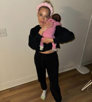 MacKenzie Porter Instagram - The chicken nugget bean who made me a momma 😻 

One of my favorite parts about becoming a mom is now fully understanding just how much my own mom loves me. 

Happy Mother’s day momma