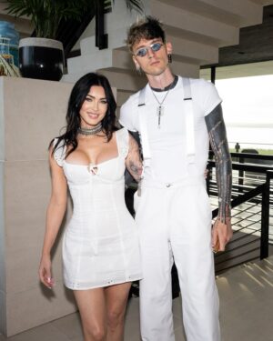 Machine Gun Kelly Instagram - i wore white to celebrate my virginity. 🇺🇸🙌🏼