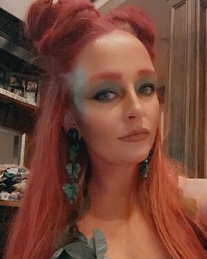 Maci Bookout Instagram - “And now, we will grow together.” - Poison Ivy

Happy Halloween from Black Panther, Flash, Iron Mam, and Poison Ivy! #marvellegends #dccomics #Taylorwasapairofscissors #happyhalloween🎃 

SHOUTOUT to @plugsbyemma for making these custom plugs - the perfect, final touch of my Ivy costume! 🔥