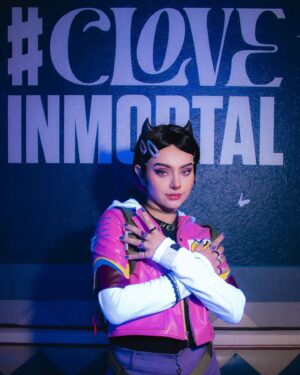 Maddie Jamett Ahumada Instagram - En este perfil amamos a Clove, y amamos el trabajo de @hiddenmistake_ que le da vida a sus agentes favs ✨️este cosplay definitivamente hace a #CloveInmortal 🥰