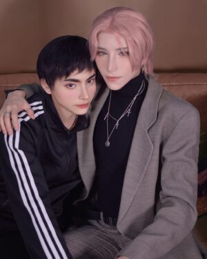 Maddie Jamett Ahumada Instagram - 🥔Papita & Heesung✨

Buenas Gentesita! Teníamos esta colab guardada ya hace un tiempo 💕 aprovechando la última pareja de Jinx les subimos esta bonita sesión de Papita y Heesung. Esperamos les guste ✨

📸 by @polette.jackson 
⭐️Edit by @skei_x