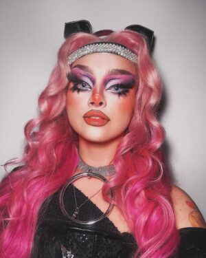 Maddie Jamett Ahumada Instagram - 🫧ROSTROS ICONICOS DE FEBRERO🫧
🎀VAGINNA HOTCAKE by @itsgeorgieboy 
🐰HOTCAKE Y YA by @margaretyya 
🐱KITTY HOTCAKE by @thecattriona_ 
🍑HOTCAKE DE DURAZNO by @barbara_durango 
🔥¿Que vendrá para Marzo?🔥
#stream #rostrosiconicos #makeup #drag #dragqueen