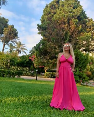 Madeleine Matar Instagram - من أجواء الصيفية وألوان الصيفية…مساكن سعيد جميعا، بحبكن كلكن ❤️

#مادلين_مطر #madeleine_matar #explore #foryou #trending #viral #viralinstagram #summer #summervibes #summertime #lebanese