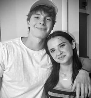 Madeleine McGraw Instagram - End of summer appreciation post ☀️