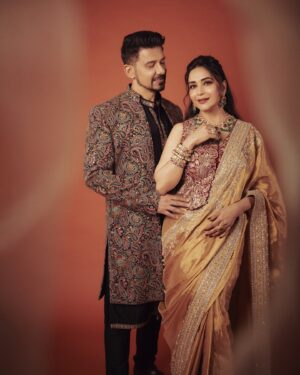 Madhuri Dixit Instagram - 💛✨

#mylove #arwedding #ambaniwedding #weddingcelebrations