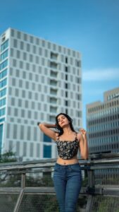Actress Madhuri Jain HD Instagram Photos and Wallpapers August 2024