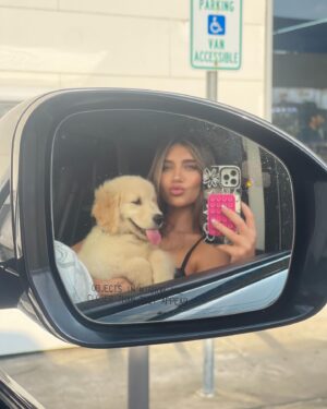 Madison Lewis Instagram - puppy lovin 🧸🧺

#justrememberyourebeautiful
