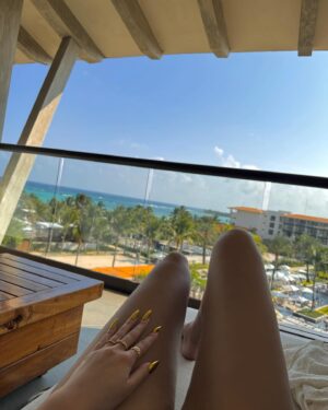 Madison Pettis Instagram - sprangggg breakkkk