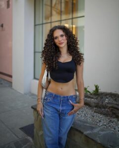 Actress Madison Pettis HD Instagram Photos and Wallpapers July 2023