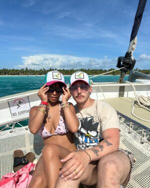 Madison Reyes Instagram - Let me drive the boat