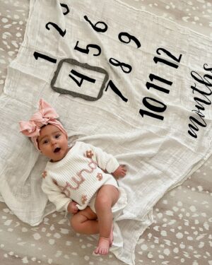 Madisson Hausburg Instagram - The best 4 months of my life. I’m sooo lucky to be your mom, my Sunday girl 🎀