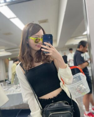 Madoka Moriyasu Instagram - ⁡
スタイリストさんが誘ってくださり、
初めてめがねの展示会へ行きました👓