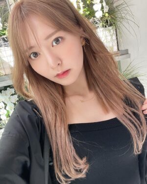 Madoka Moriyasu Instagram - ⁡
まつげくりくり！
ゆゆちゃんいつも私の目元の治安をありがとうございます