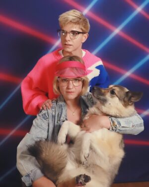 Mae Martin Instagram - If you’re in Toronto and looking for something to do I highly recommend taking your best friend and her dog to @awkwardfamilyphotos