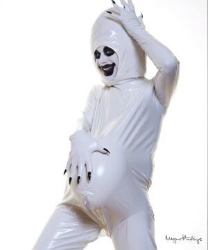 Magnus Hastings Instagram - Can’t decide which i prefer so I will post a double throwback of @jimbothedragclown iconic #casper .. 👻👻.. #magnushastings#jimbo #rupaulsdragraceallstars8 👑#canadasdragrace #whydrag#rainbowrevolution
