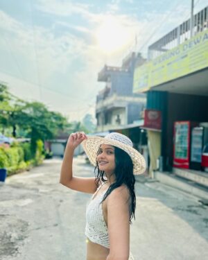 Maheswari Yayathiraj Instagram - #bali #teganunganwaterfall #traveldairies #indonseia